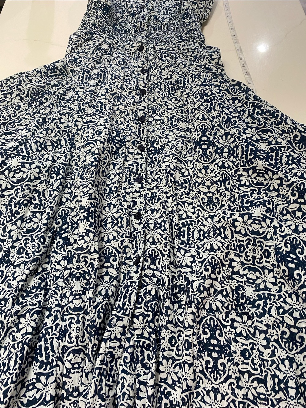 Chelsea & Theodore NWT Blue and White Floral-Print Sleeveless Midi Dress Medium - Picture 7 of 8